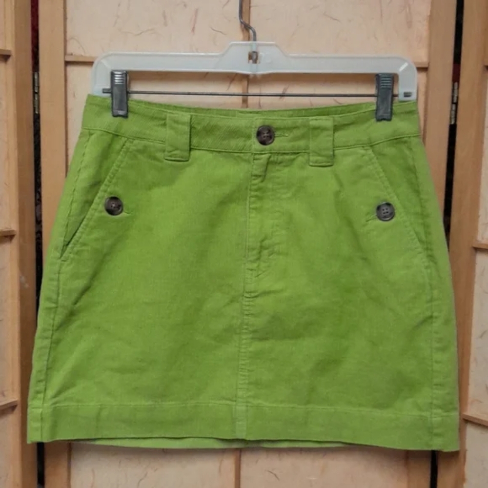 Lime green corduroy skirt with pockets new